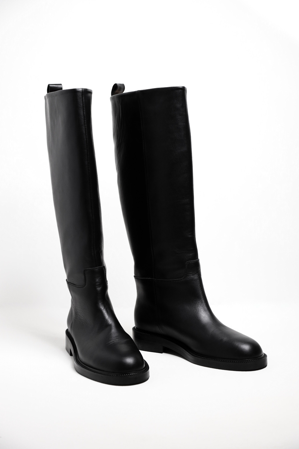 ЧОБОТИ ВИСОКІ